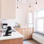 1 Bedroom In Center - 3rd Floor * 리에주
