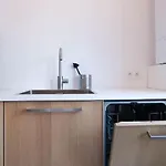 아파트 1 Bedroom In Center - 3rd Floor *