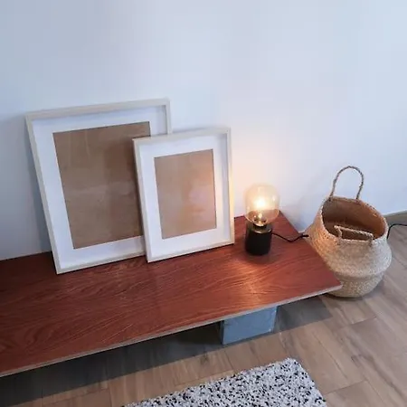 1 Bedroom In Center - 3rd Floor アパート リエージュ