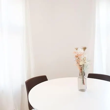 Apartmán 1 Bedroom In Center - 3rd Floor